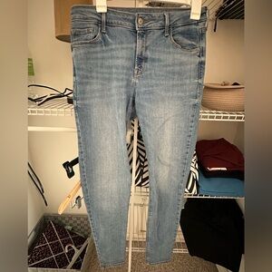 Old Navy Rockstar Super Skinny Midrise Jeans
